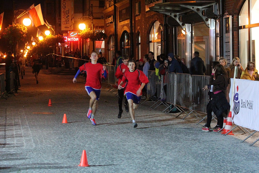 Trzysta osób pobiegło w Biegu Niepodległości dla młodzieży