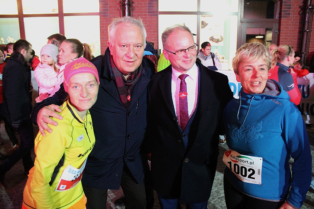 Blisko czterysta osób pobiegło w Biegu Niepodległości
