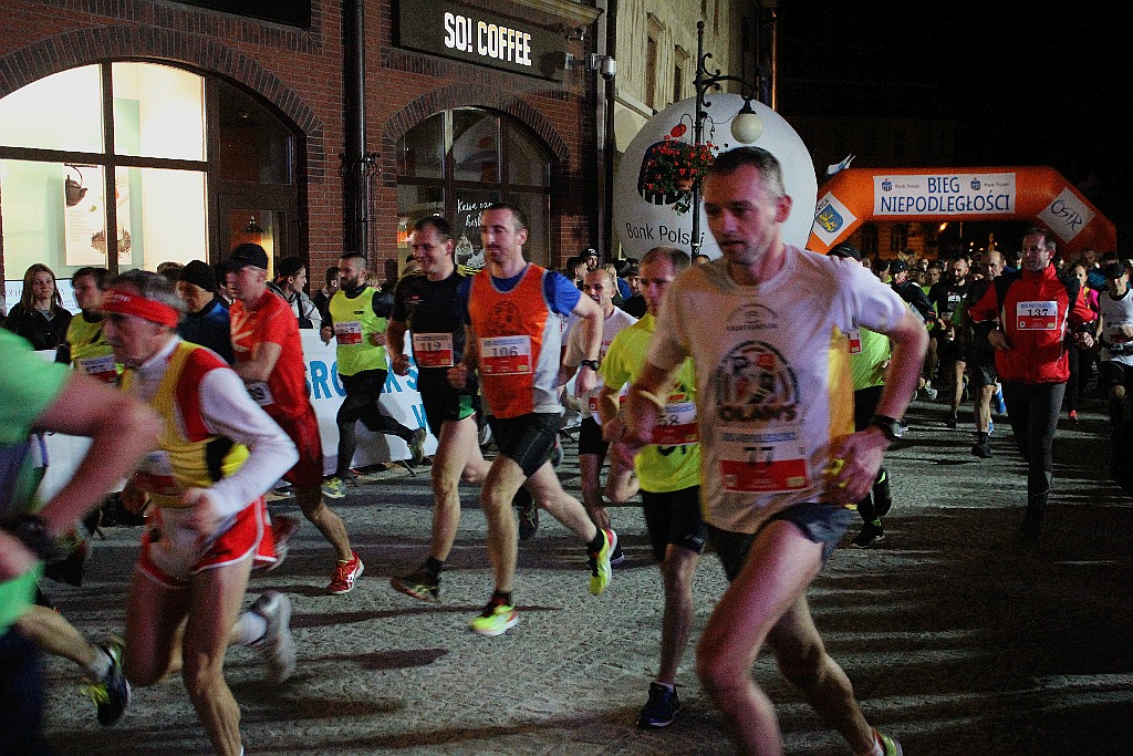 Blisko czterysta osób pobiegło w Biegu Niepodległości
