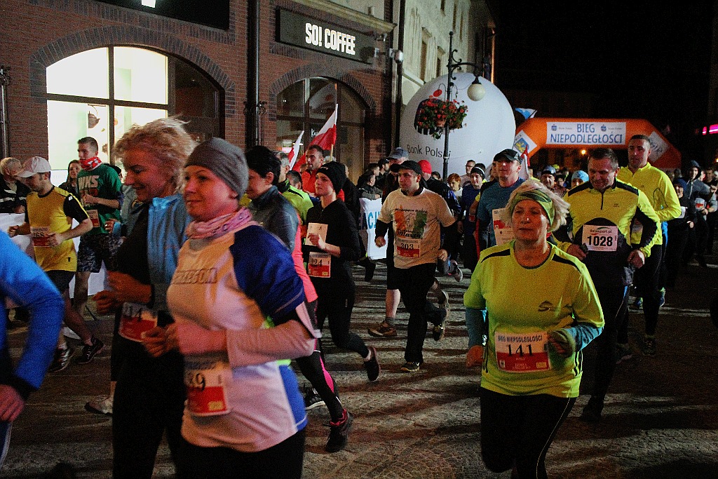 Blisko czterysta osób pobiegło w Biegu Niepodległości
