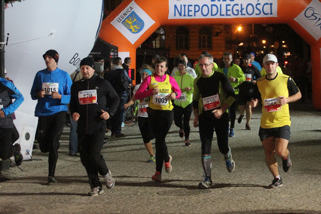 Blisko czterysta osób pobiegło w Biegu Niepodległości
