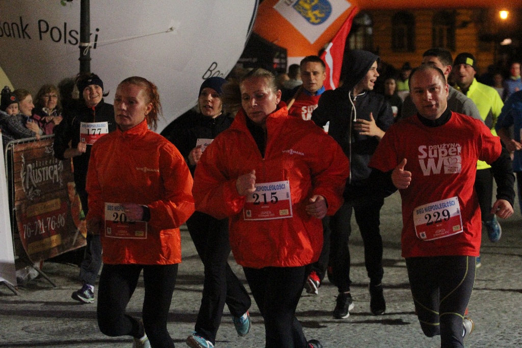 Blisko czterysta osób pobiegło w Biegu Niepodległości
