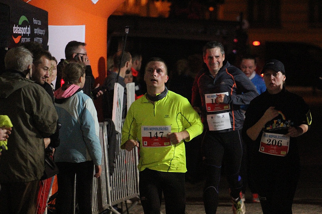 Blisko czterysta osób pobiegło w Biegu Niepodległości
