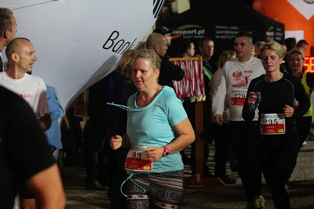 Blisko czterysta osób pobiegło w Biegu Niepodległości
