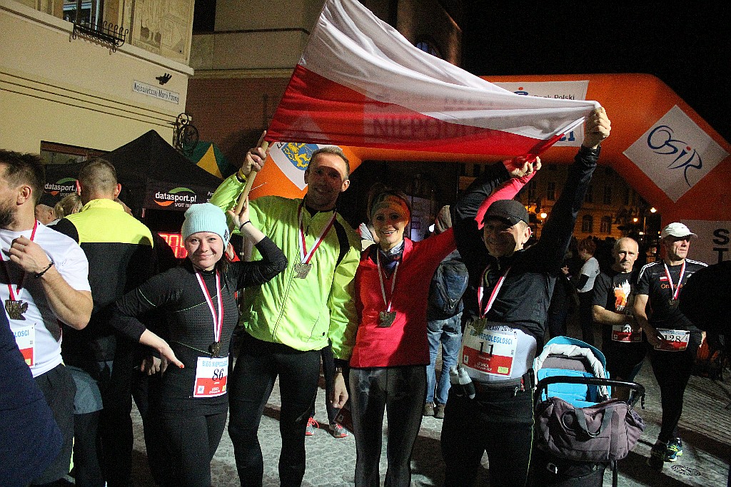 Blisko czterysta osób pobiegło w Biegu Niepodległości
