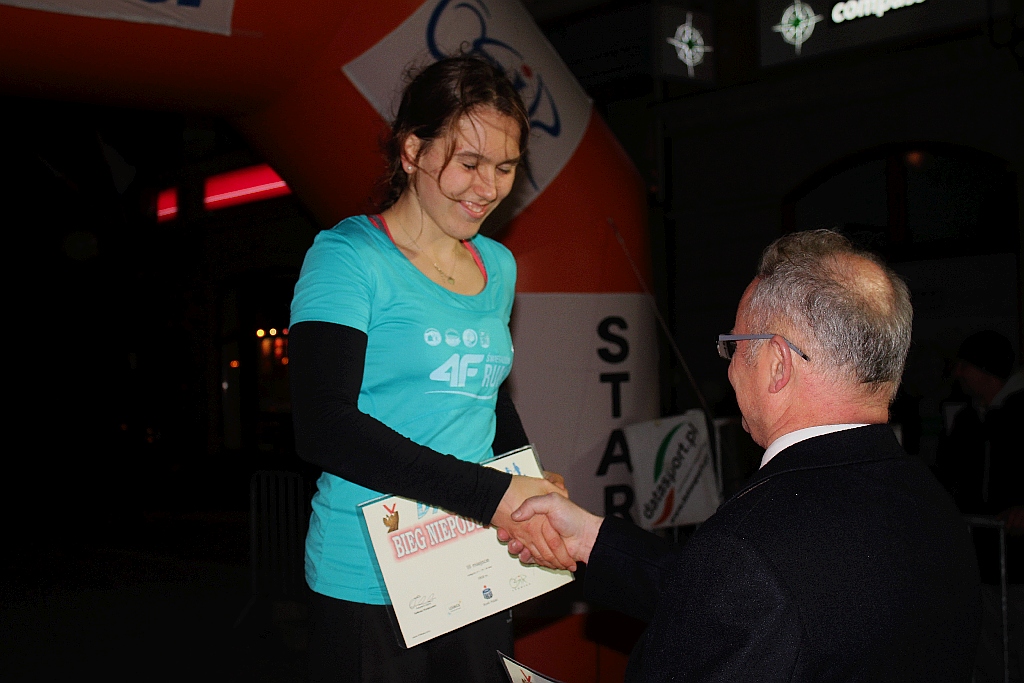 Blisko czterysta osób pobiegło w Biegu Niepodległości
