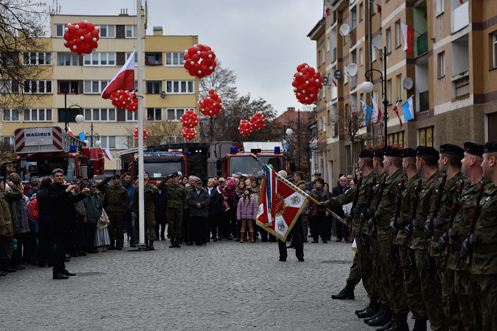 Pierwsze klasy mundurowe z VII LO złożyły uroczyste ślubowanie