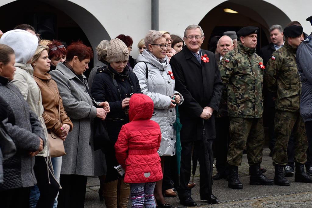 Pierwsze klasy mundurowe z VII LO złożyły uroczyste ślubowanie
