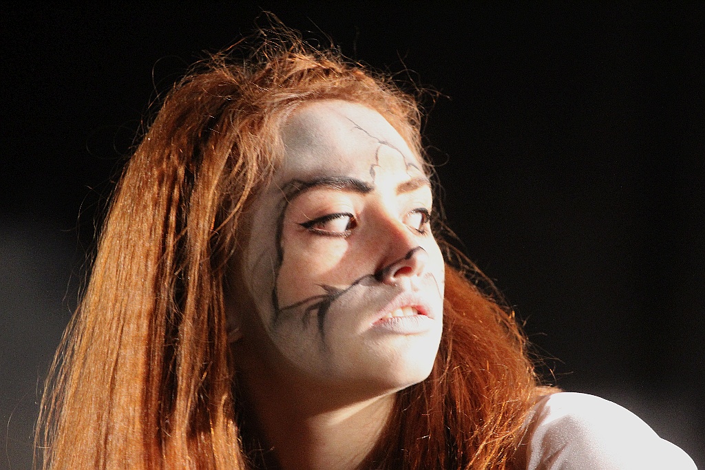 Teatr Avatar wystawił w legnickim Runku spektakl Wolne Ptaki