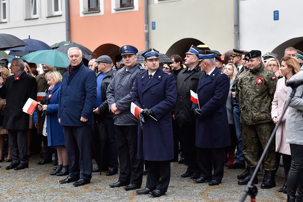 Pierwsze klasy mundurowe z VII LO złożyły uroczyste ślubowanie