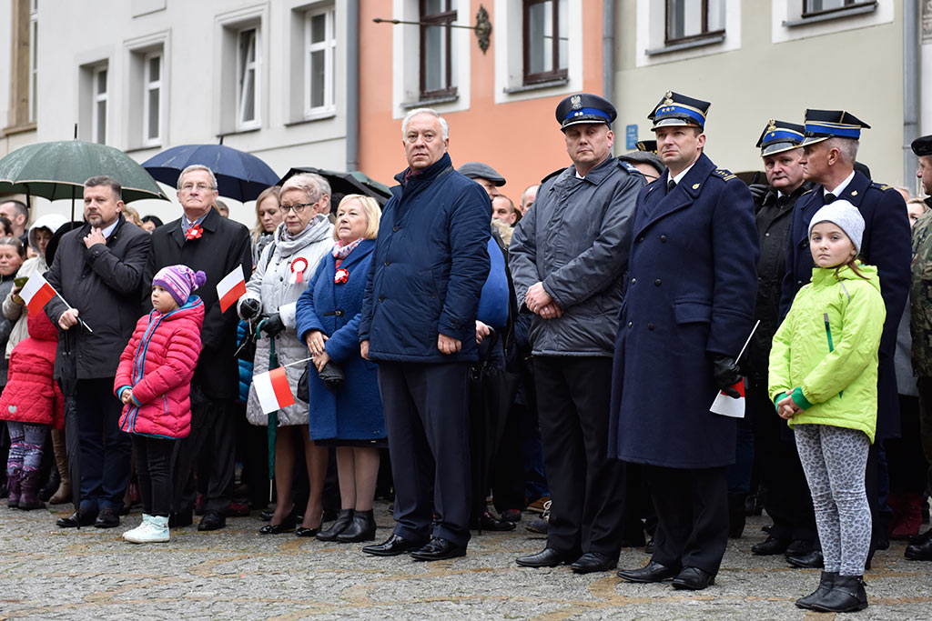 Pierwsze klasy mundurowe z VII LO złożyły uroczyste ślubowanie