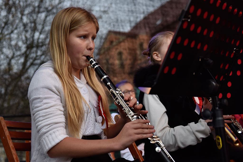 Legniczanie świętują w sercu miasta Dzień Niepodległości cz.1