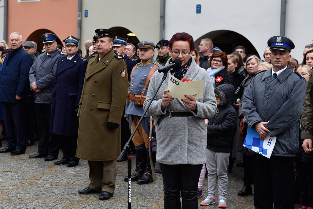 Pierwsze klasy mundurowe z VII LO złożyły uroczyste ślubowanie