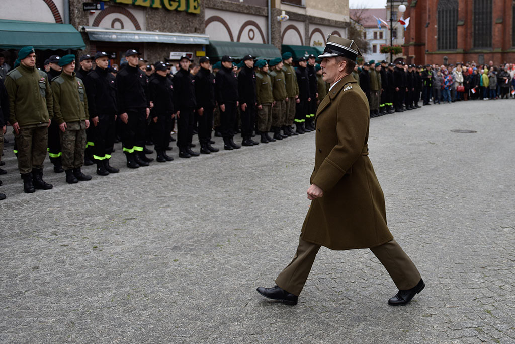 Pierwsze klasy mundurowe z VII LO złożyły uroczyste ślubowanie