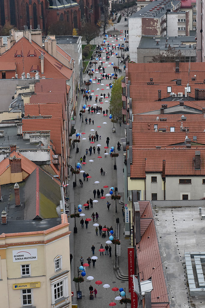 Legniczanie świętują w sercu miasta Dzień Niepodległości cz.1