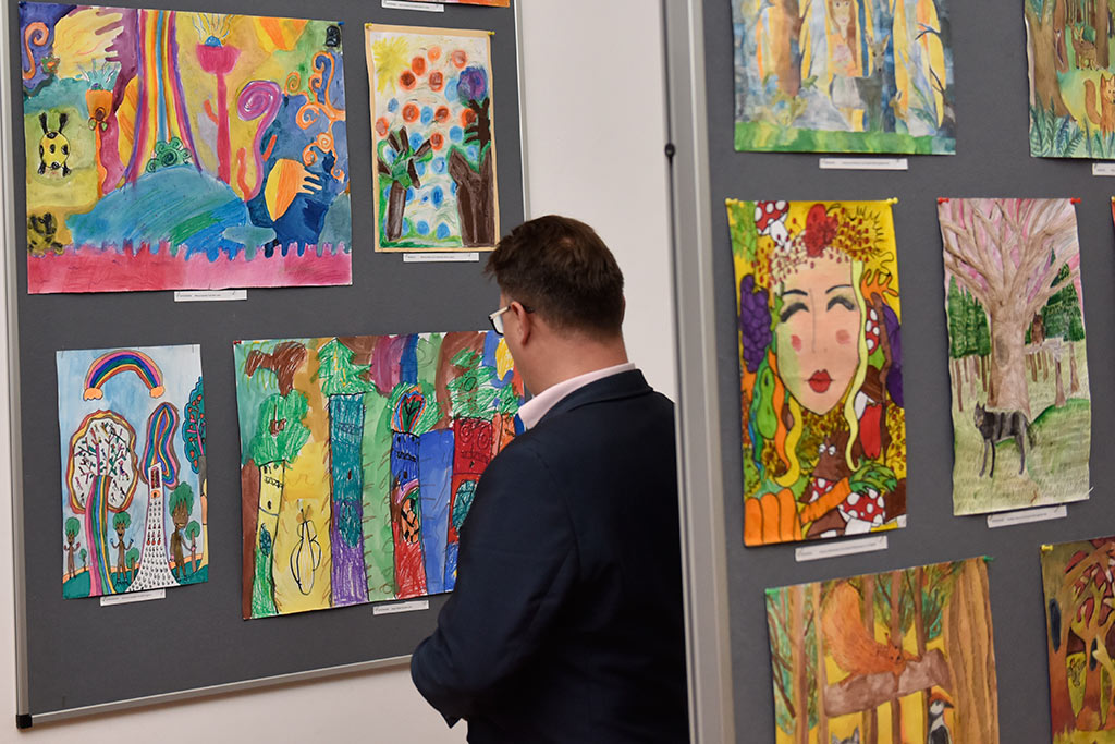 Dzieci wiedzą, że w lesie jest magicznie. Odebrały  nagrody