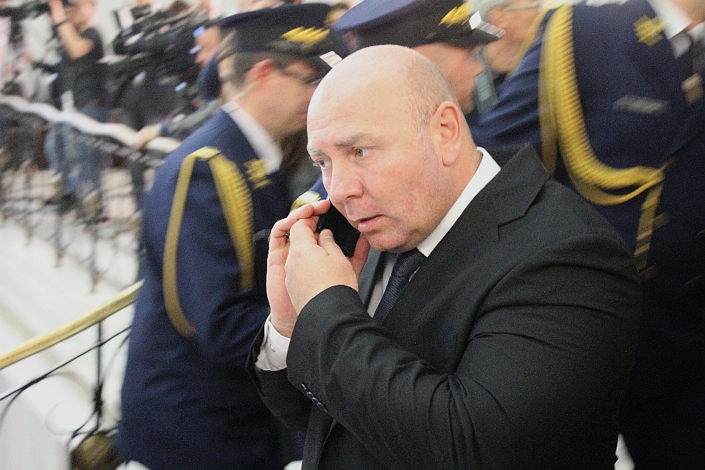 Posłowie ślubowali w Sejmie. Byliśmy przy Wiejskiej