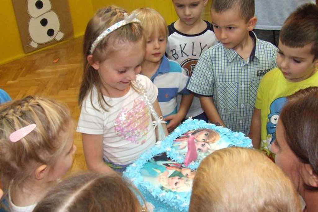 Promocja: Urodziny z Centrum Edukacyjnym JEDYNKA PLUS