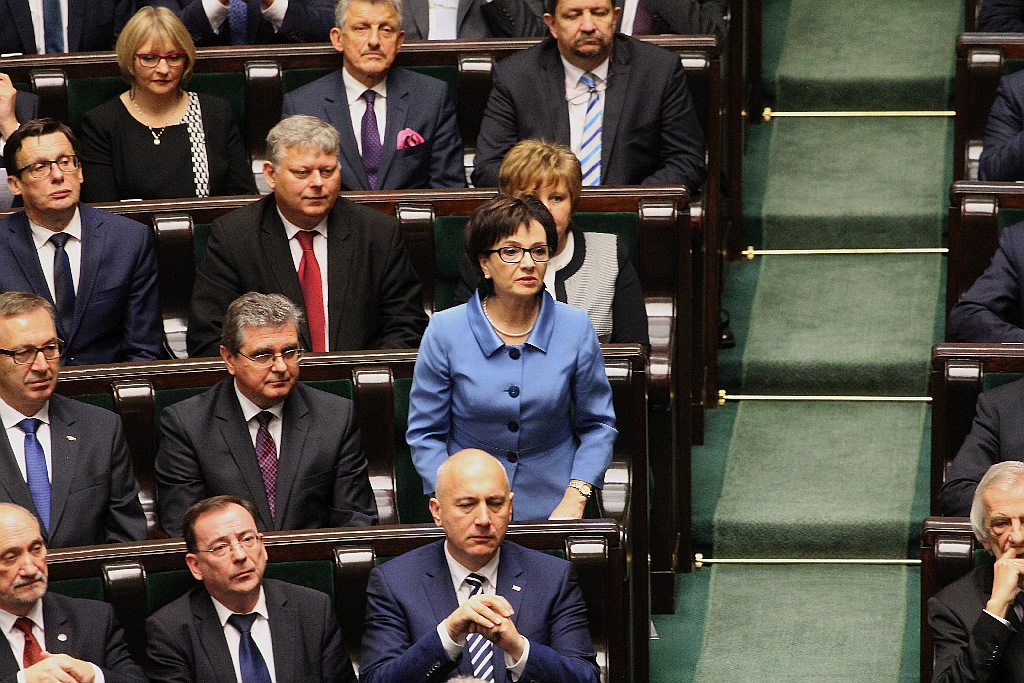 Posłowie ślubowali w Sejmie. Byliśmy przy Wiejskiej