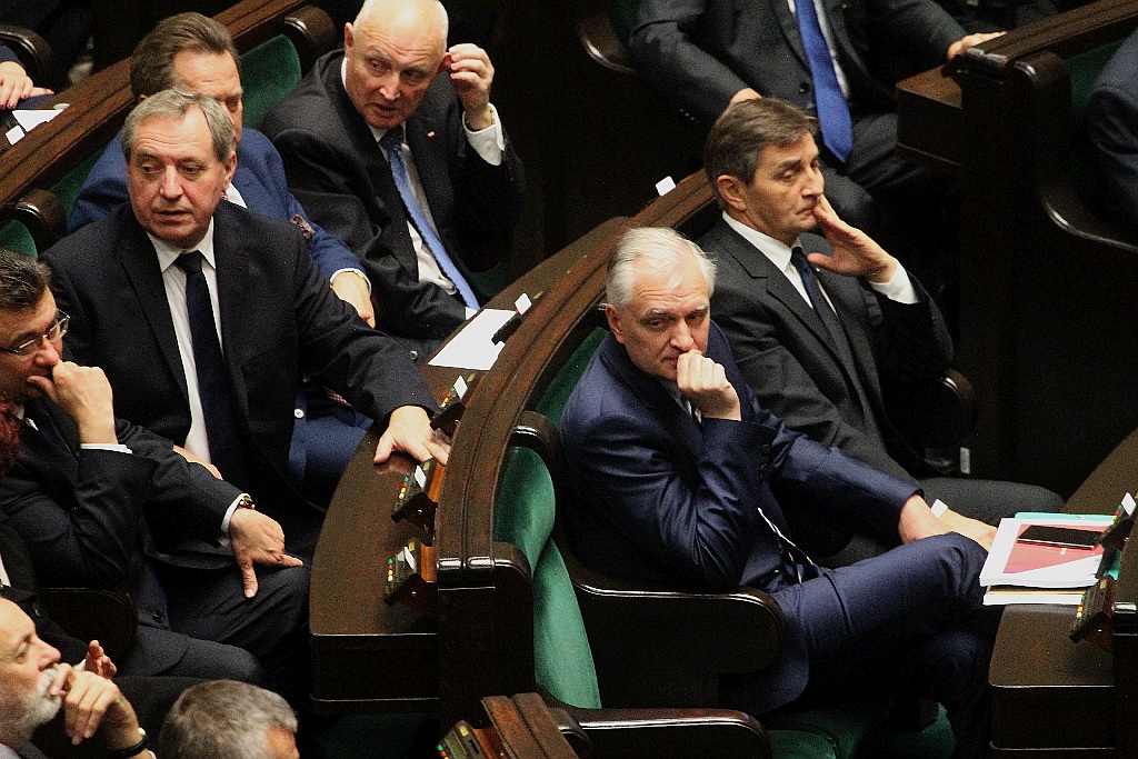 Posłowie ślubowali w Sejmie. Byliśmy przy Wiejskiej