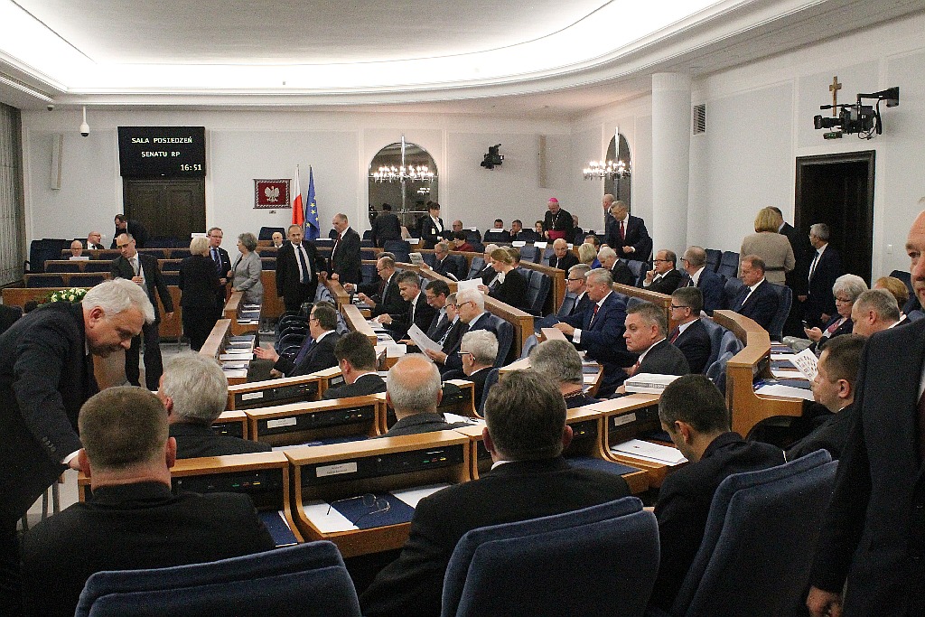 Czudowska zaprzysiężona. Piewsze posiedzenie Senatu za nami