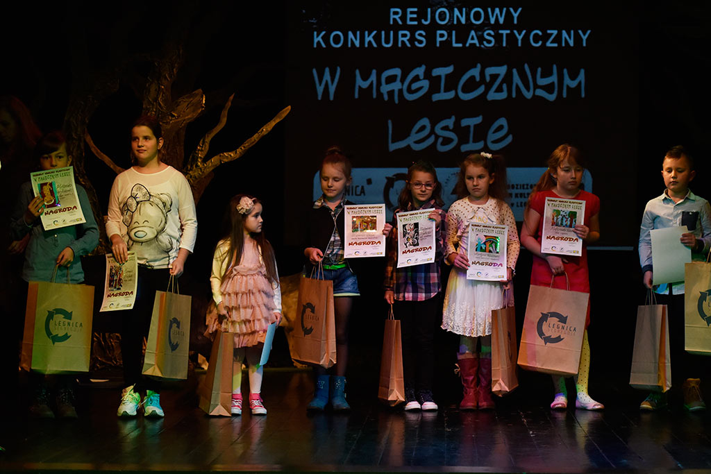 Dzieci wiedzą, że w lesie jest magicznie. Odebrały  nagrody
