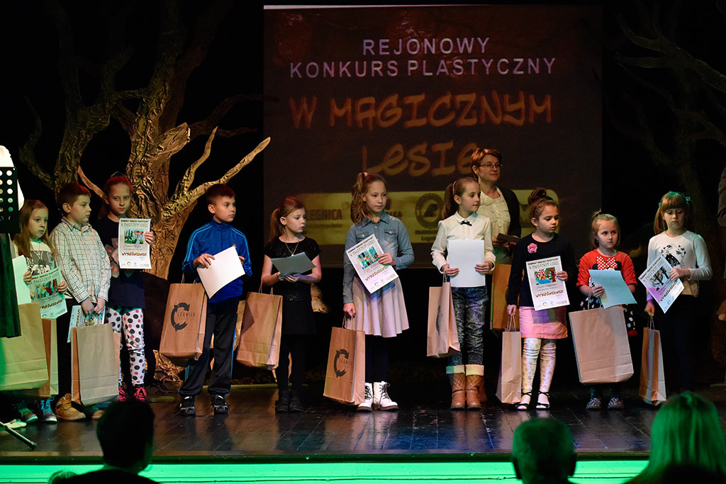 Dzieci wiedzą, że w lesie jest magicznie. Odebrały  nagrody