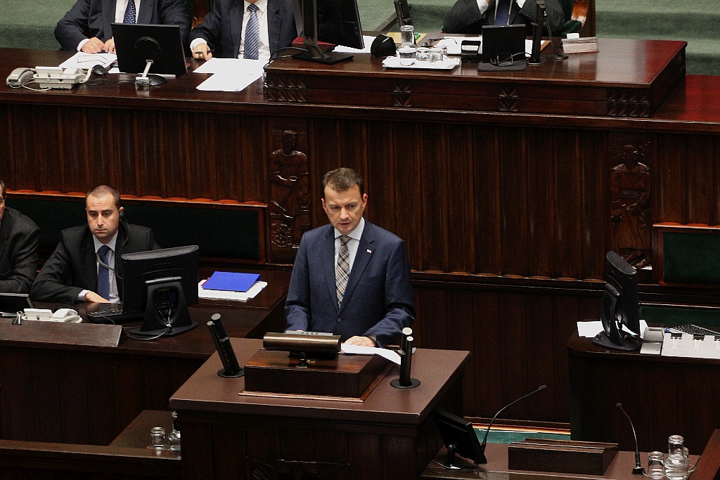 Posłowie ślubowali w Sejmie. Byliśmy przy Wiejskiej