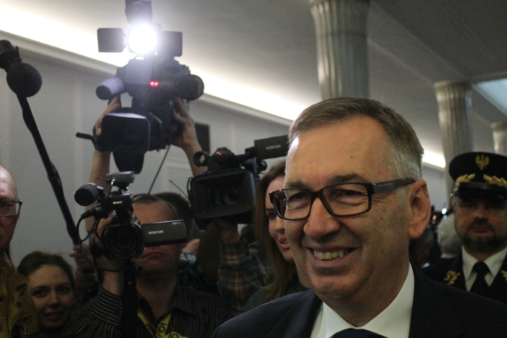 Posłowie ślubowali w Sejmie. Byliśmy przy Wiejskiej
