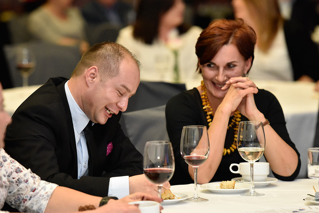 Po raz kolejny licytowali na rzecz dzieci z Zespołem Downa