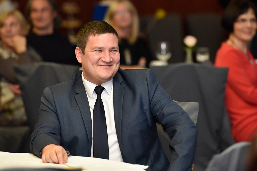 Po raz kolejny licytowali na rzecz dzieci z Zespołem Downa