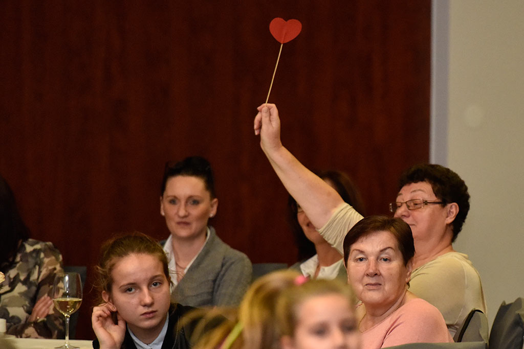 Po raz kolejny licytowali na rzecz dzieci z Zespołem Downa