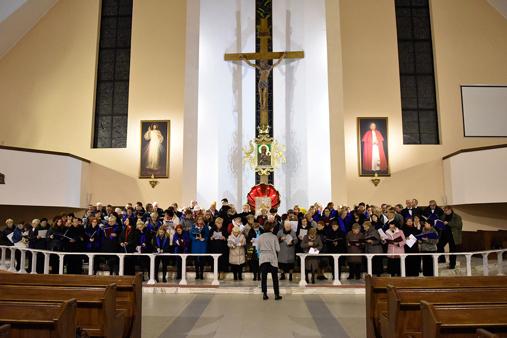Koncert Cecyliański na zakończenie przeglądu chórów diecezji