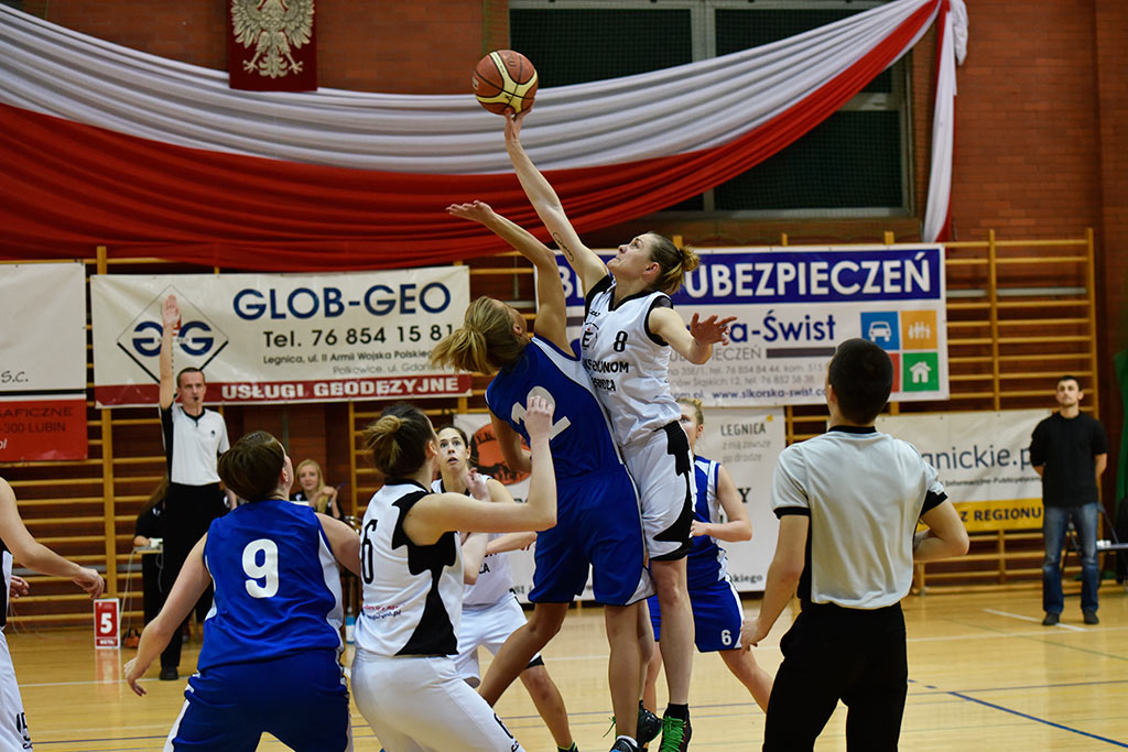 Koszykarki Ekonoma pokonały Maximusa Kąty Wrocławskie
