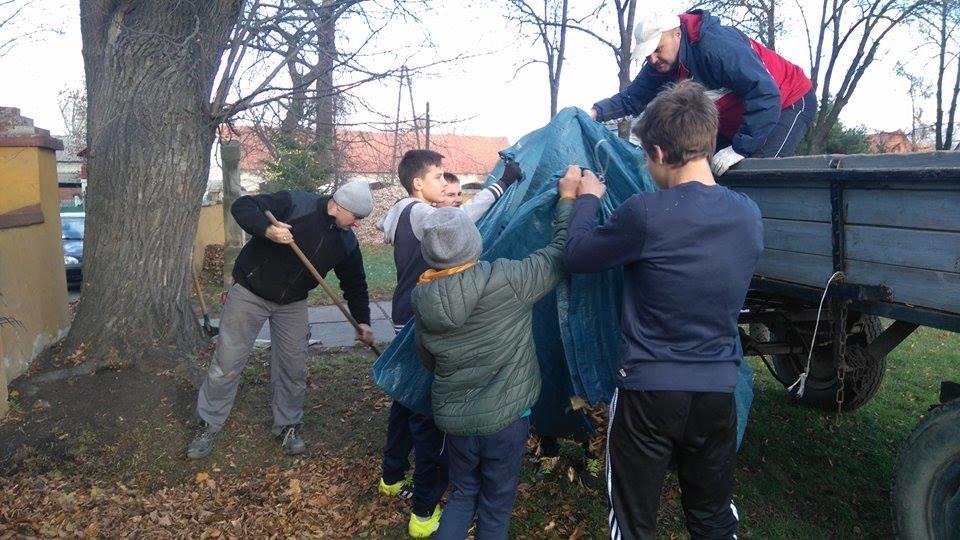 Wielkie sprzątanie czyli Koskowickie Liściobranie i grillowanie