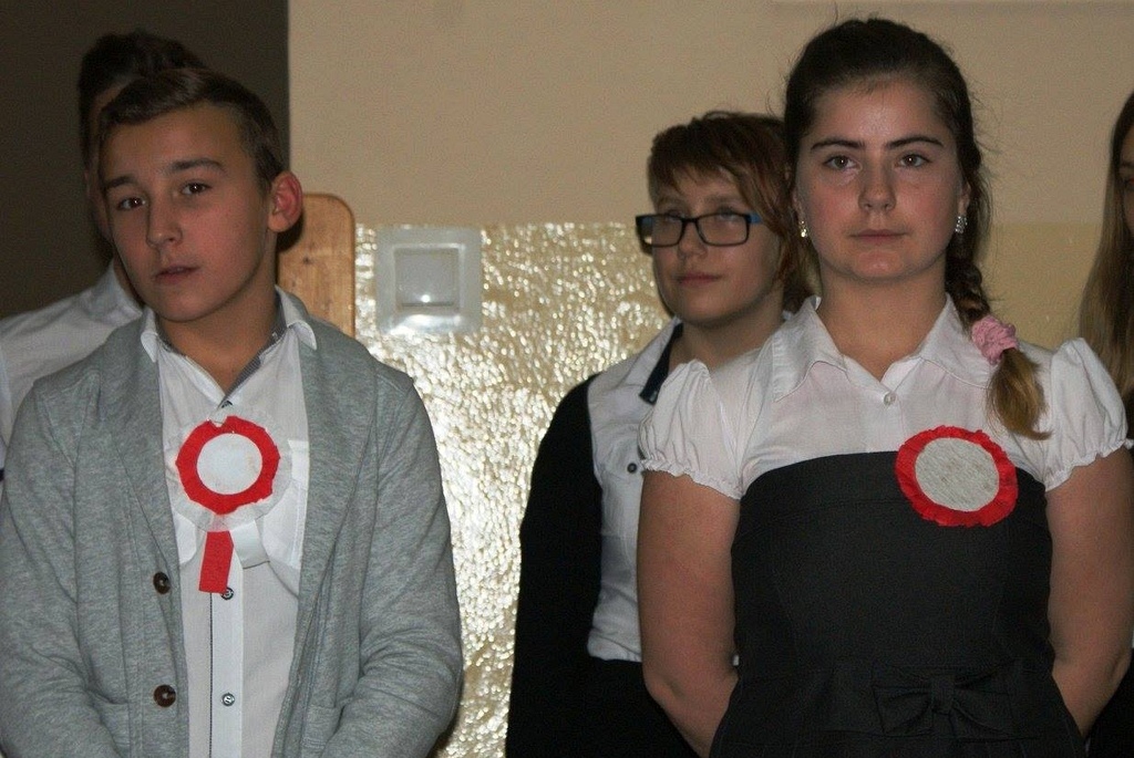 Szkoły w Gminie Ruja uroczyście uczciły święto niepodległości