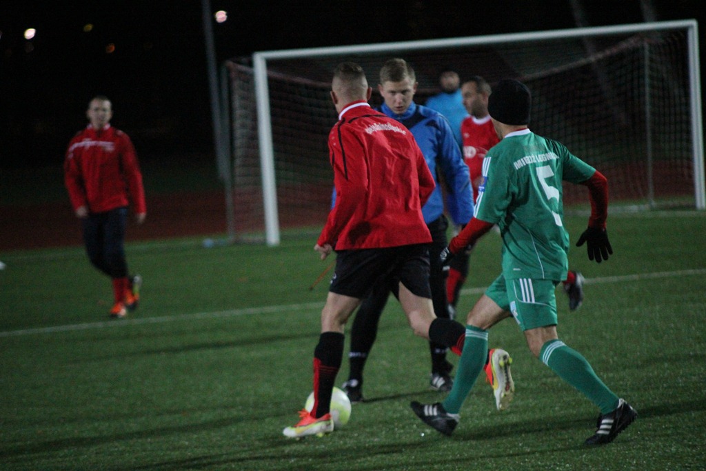 Liga Biznesu Miedzi Legnica. Kominki i Oldboje zagrają w finale