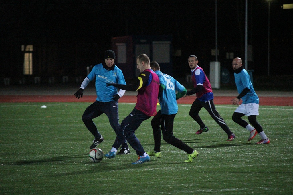 Liga Biznesu Miedzi Legnica. Kominki i Oldboje zagrają w finale