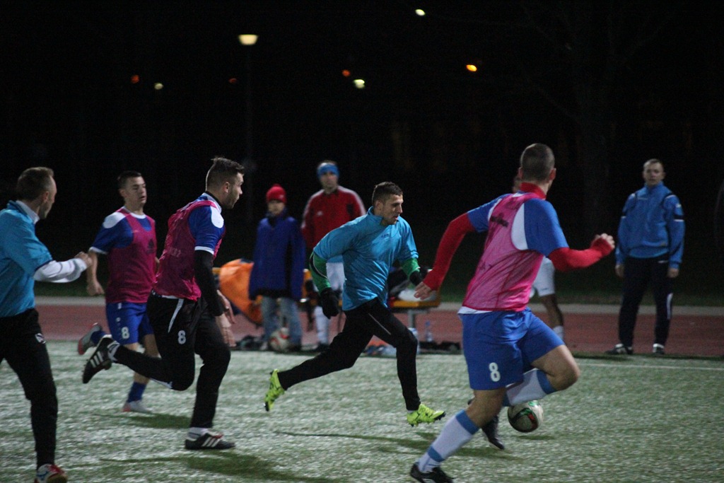Liga Biznesu Miedzi Legnica. Kominki i Oldboje zagrają w finale
