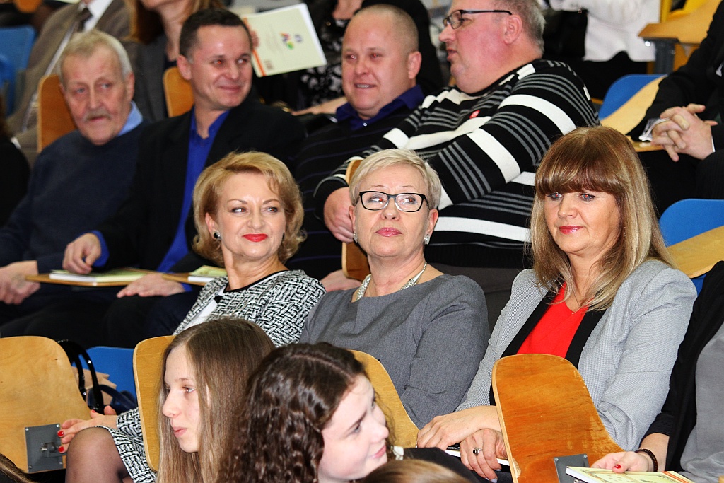 Pierwszoklasiści przyjęci do grona uczniów Akademickiego Liceum
