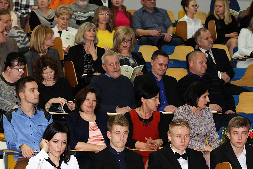 Pierwszoklasiści przyjęci do grona uczniów Akademickiego Liceum