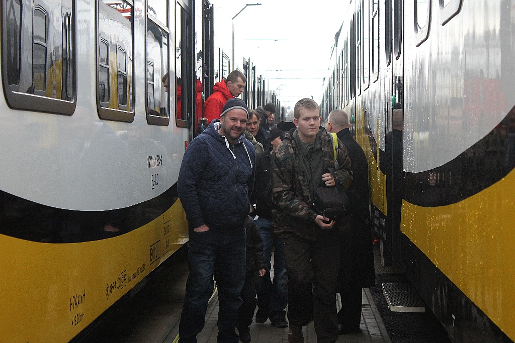 Dzień Otwarty Kolei Dolnośląskich. Zwiedzanie bazy i wycieczka