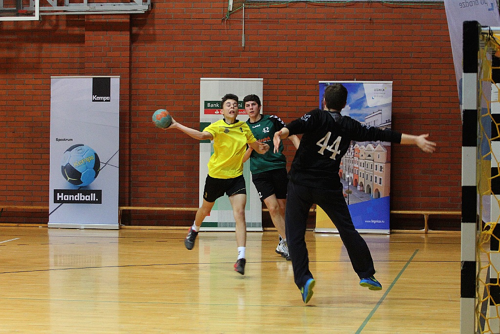 Drugi dzień turnieju piłki ręcznej Mikołajek Handball Cup 2015