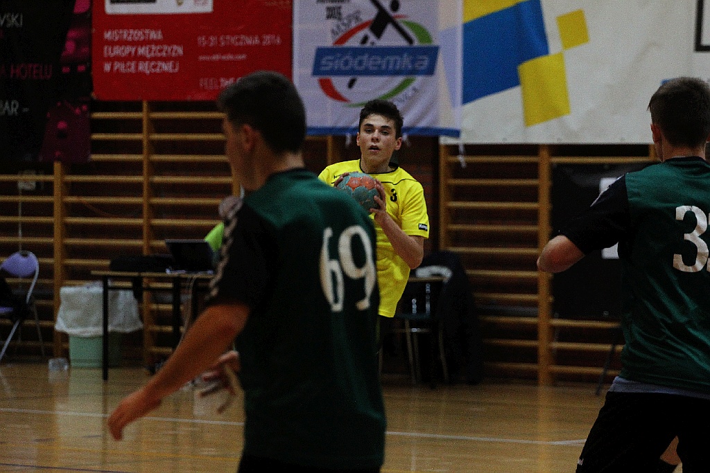 Drugi dzień turnieju piłki ręcznej Mikołajek Handball Cup 2015