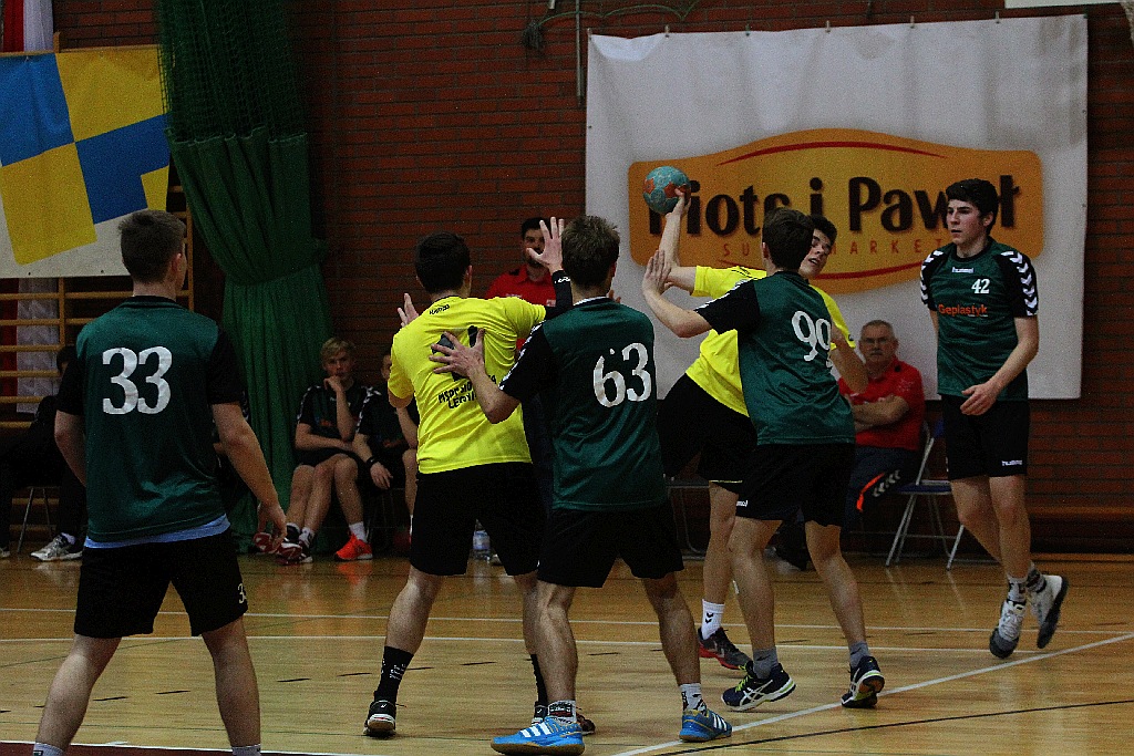 Drugi dzień turnieju piłki ręcznej Mikołajek Handball Cup 2015