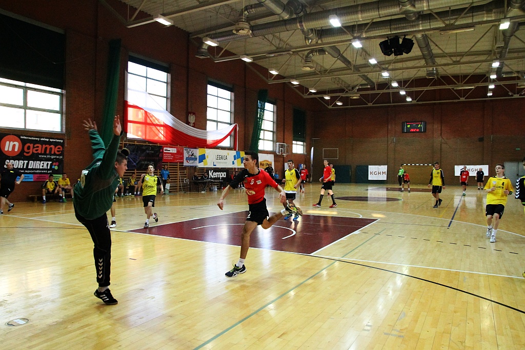 Drugi dzień turnieju piłki ręcznej Mikołajek Handball Cup 2015