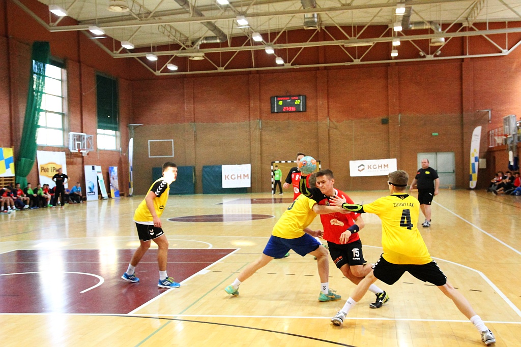 Drugi dzień turnieju piłki ręcznej Mikołajek Handball Cup 2015