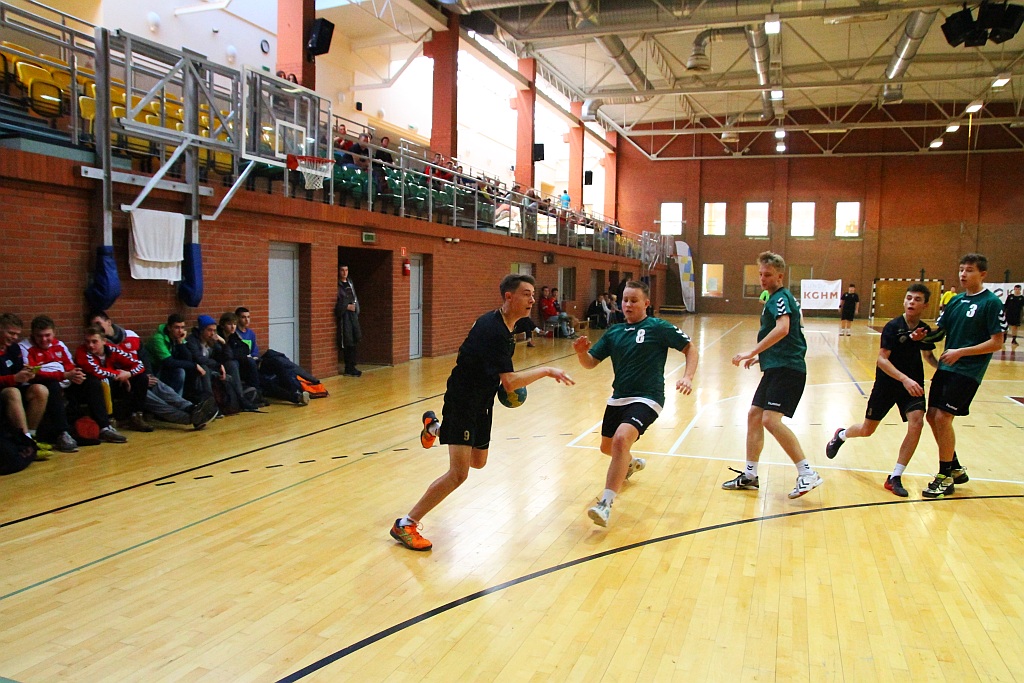 Drugi dzień turnieju piłki ręcznej Mikołajek Handball Cup 2015