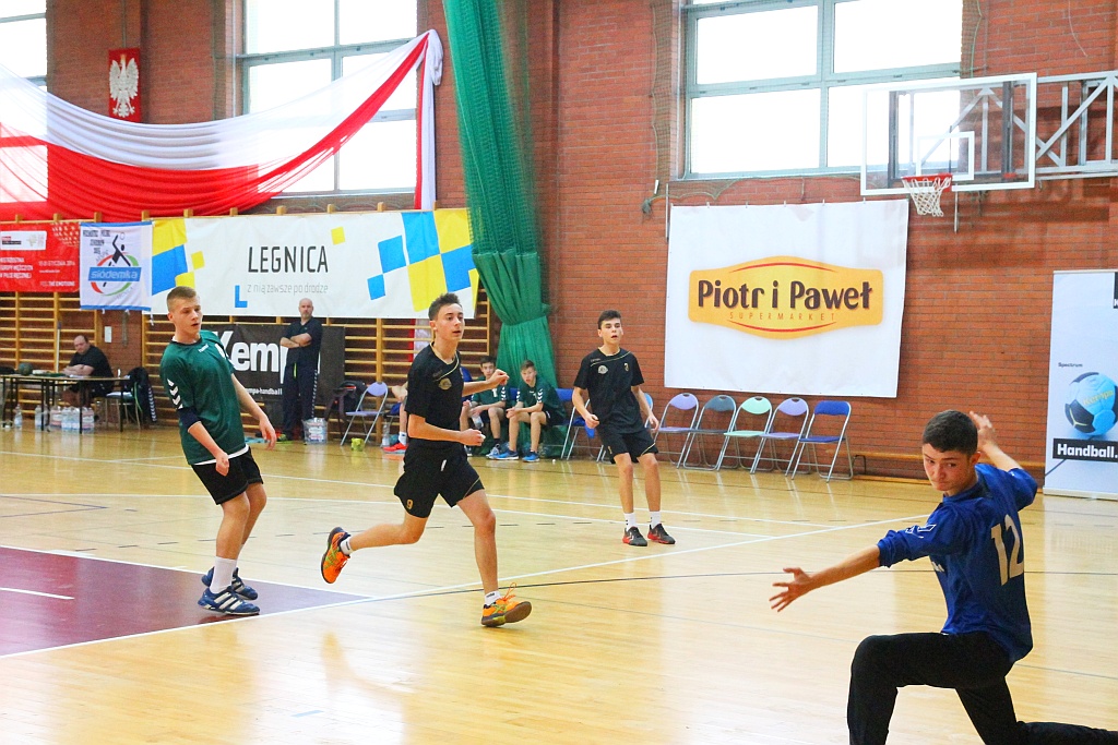 Drugi dzień turnieju piłki ręcznej Mikołajek Handball Cup 2015