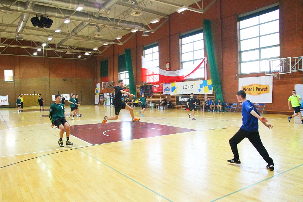 Drugi dzień turnieju piłki ręcznej Mikołajek Handball Cup 2015